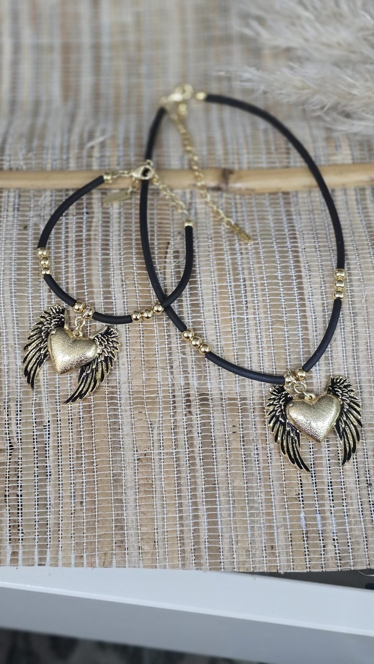 Necklace rubber heart