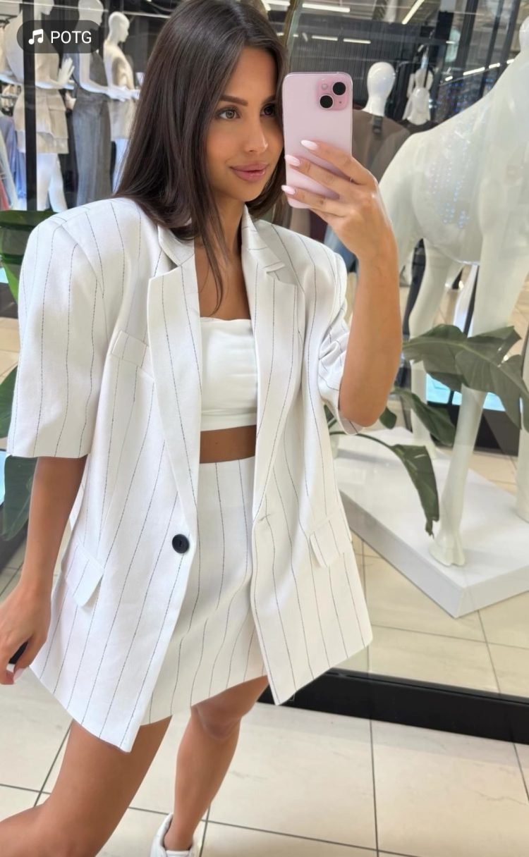 Unique long blazer beige - Image 2