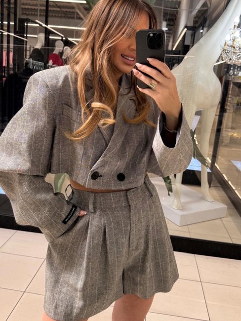 Shorts with elastic waistband grey