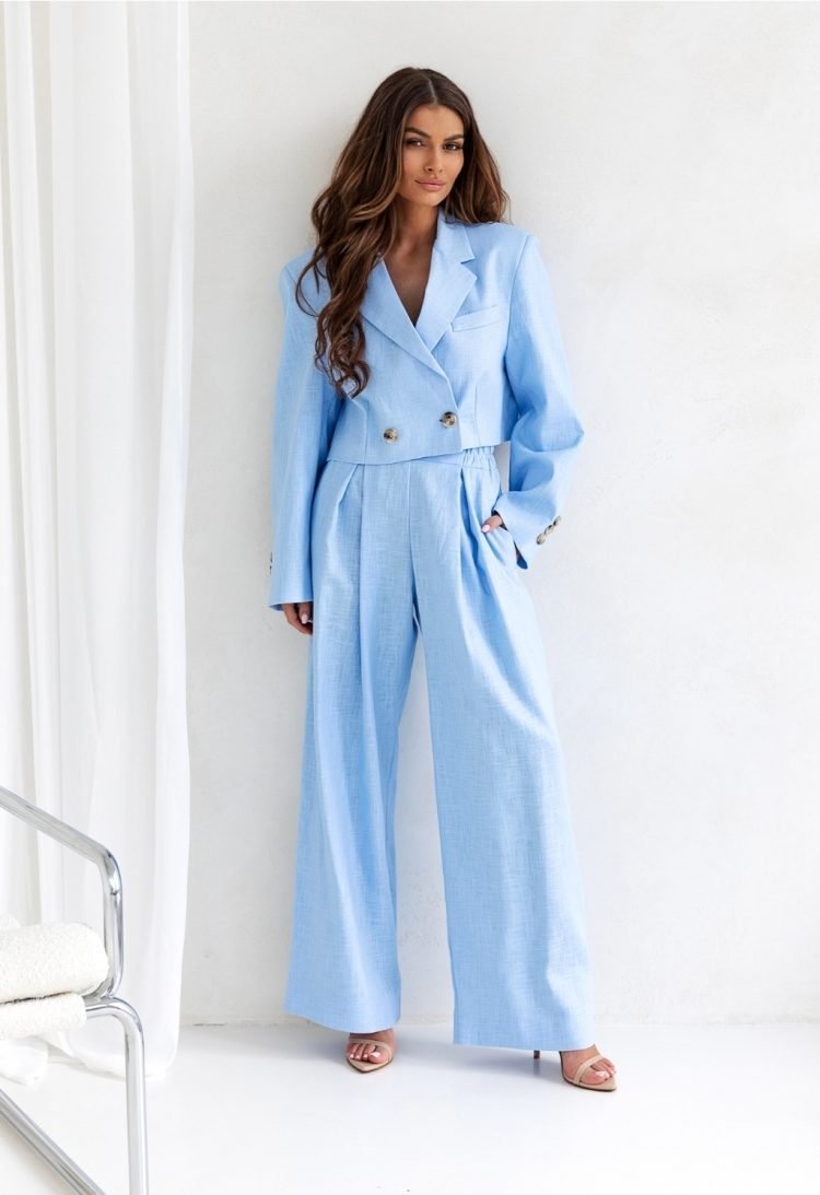 Natural linen blue suit sempre