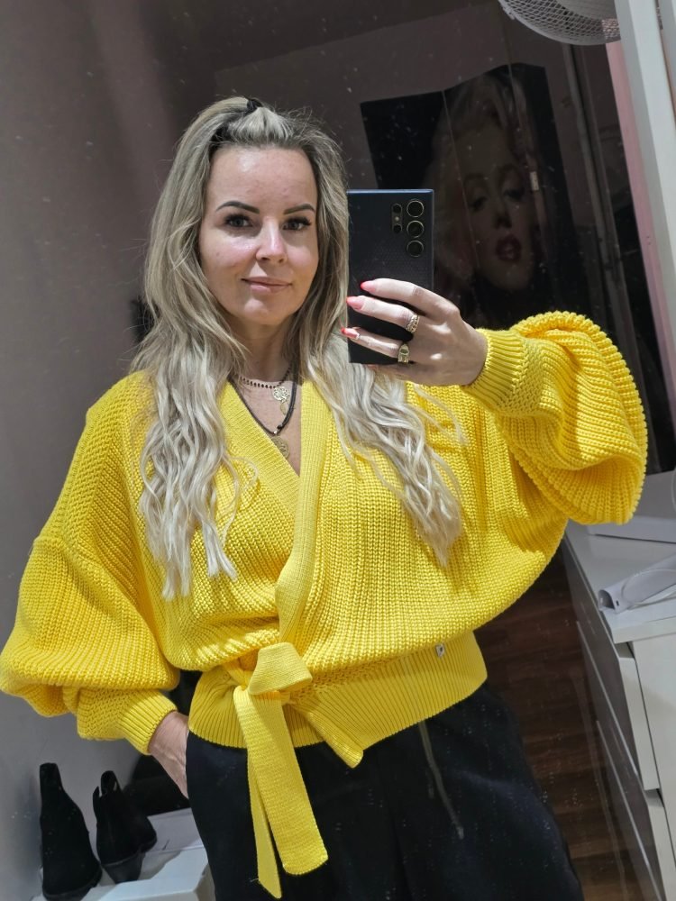 Tie-Waist Cardigan with Puff Sleeves green - Image 7