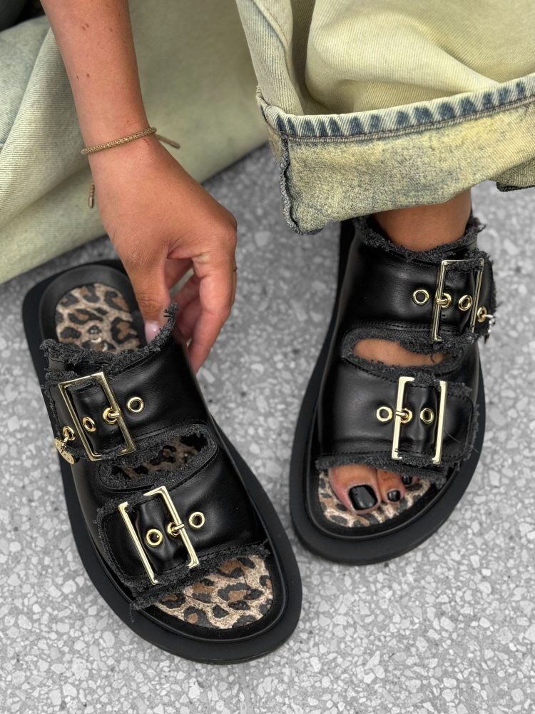 flip-flop sandals 25-12 black Beyco