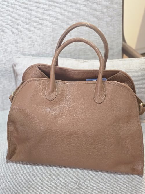 trunk bag based caramel