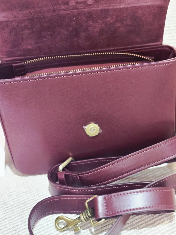 Cassi Leather Handbag in a Deep Wine Shade - Image 3