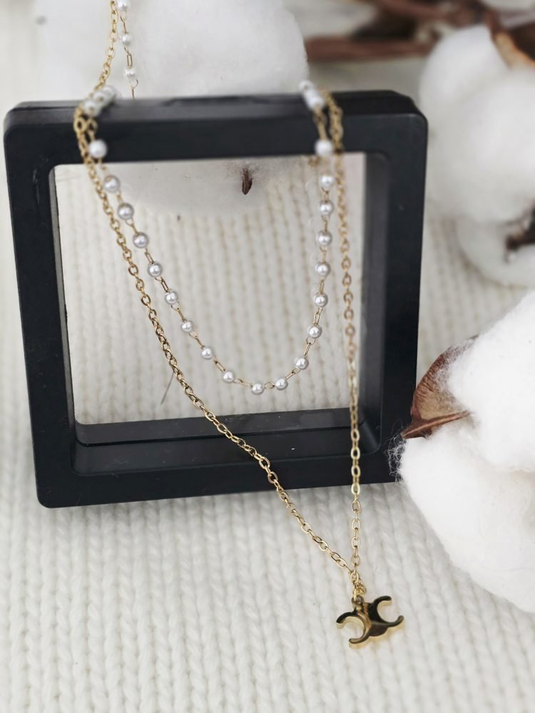 Elegant Layered Pearl & Gold-Tone Necklace - Image 5