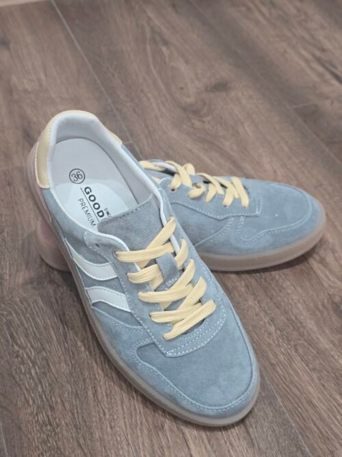 Leather trainers Dove