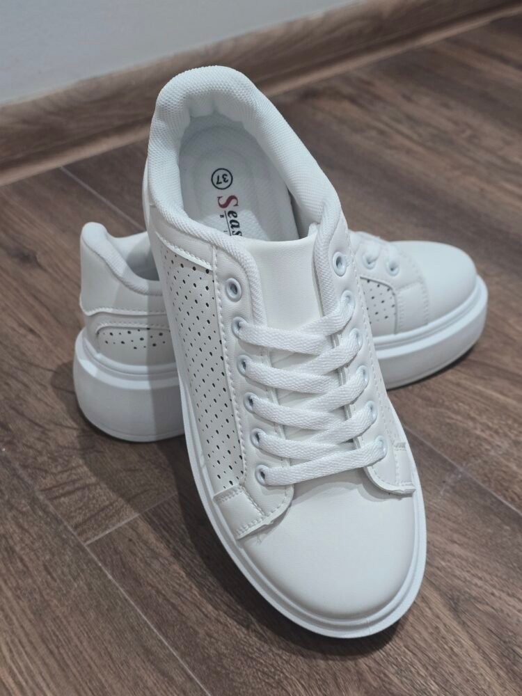 Eco-Leather Sneakers white
