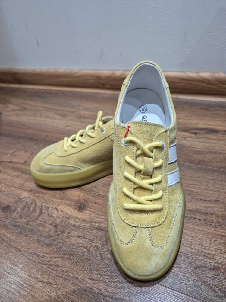 Leather trainers Pink yellow