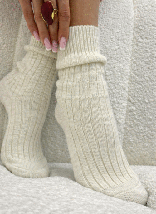 Cream wool Socks print 2