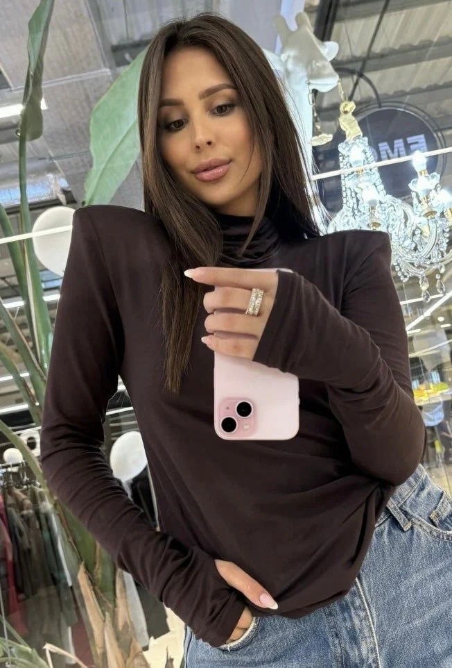 EMO Turtleneck Dark Chocolate - Image 2