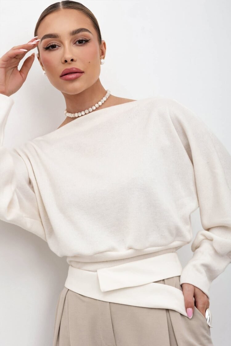 Oleda Elegant Sweater Cream - Image 4