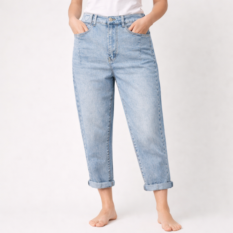 Boyfriend High-Waisted Jeans