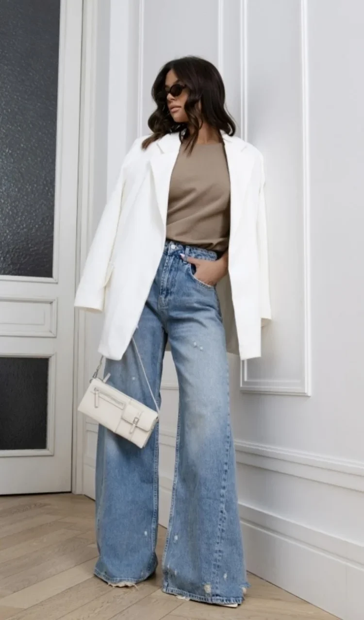 T-Shirt With Decorative Sleeve Latte - Image 3