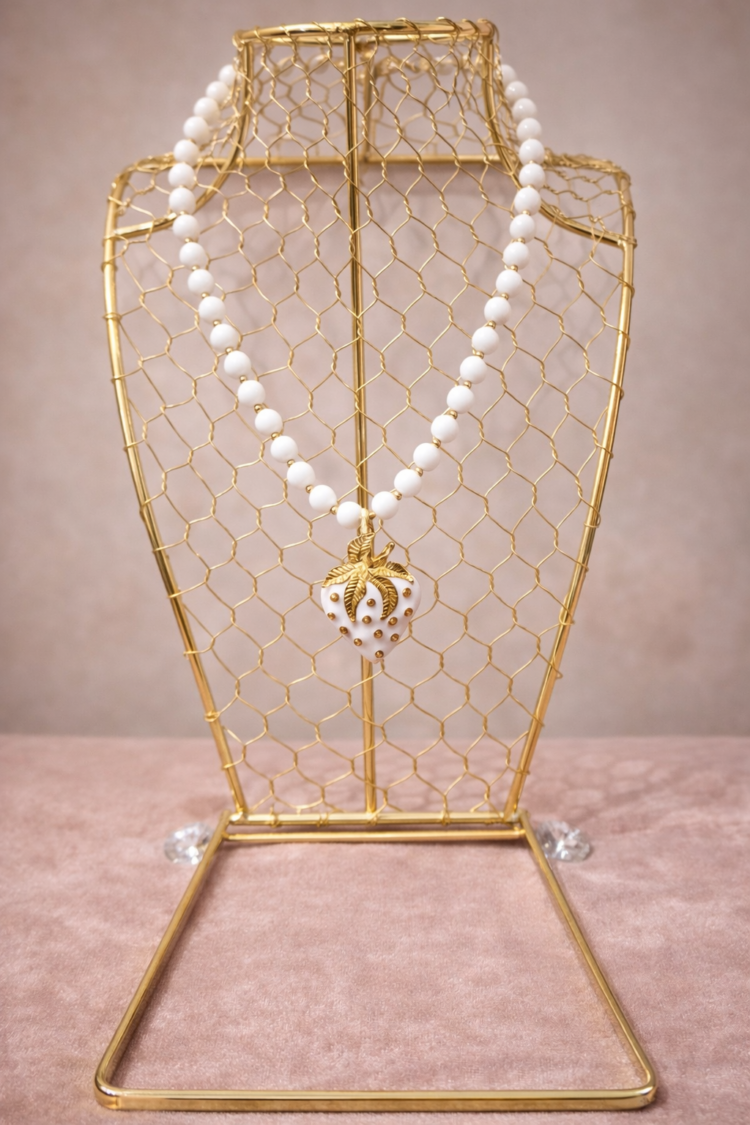 Elegant Necklace Strawberry