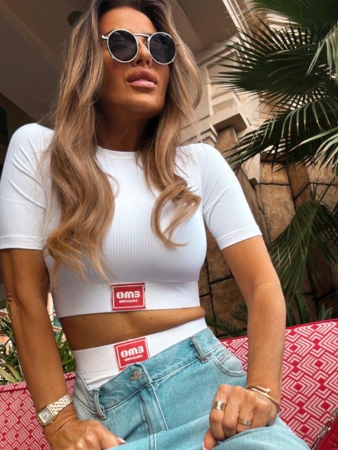 white set Short Sleeve Top Thong - Image 3