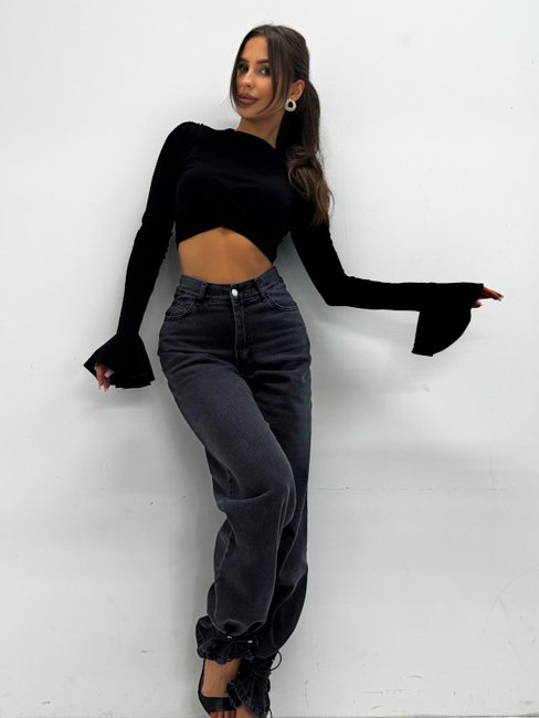 Cropped Blouse with bell sleeve Black