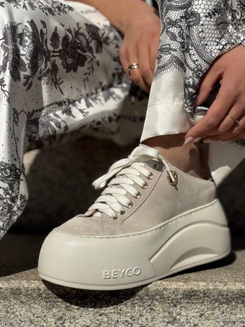 Leather sneakers wedges 26-9 beige
