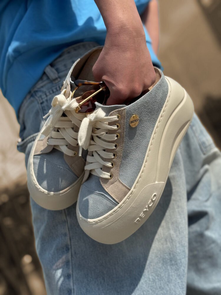 Leather sneakers wedges 26-9 blue