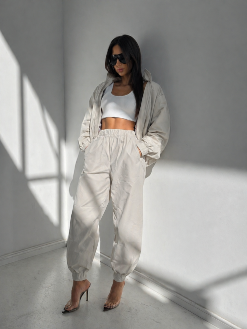 Ari Emo Tracksuit Set cold beige