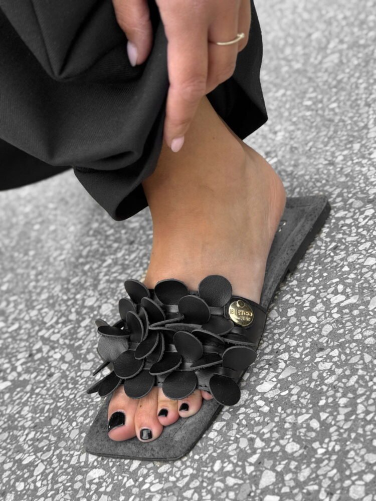 Leather flip-flop sandals 25-13 black - Image 2