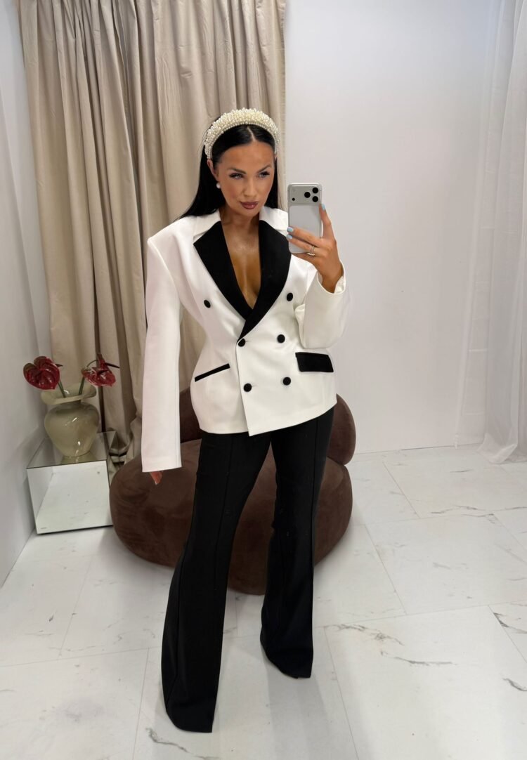 LaMilla Double-Breasted Blazer