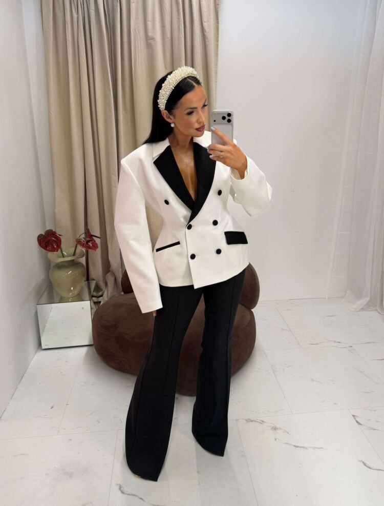 LaMilla Double-Breasted Blazer - Image 2