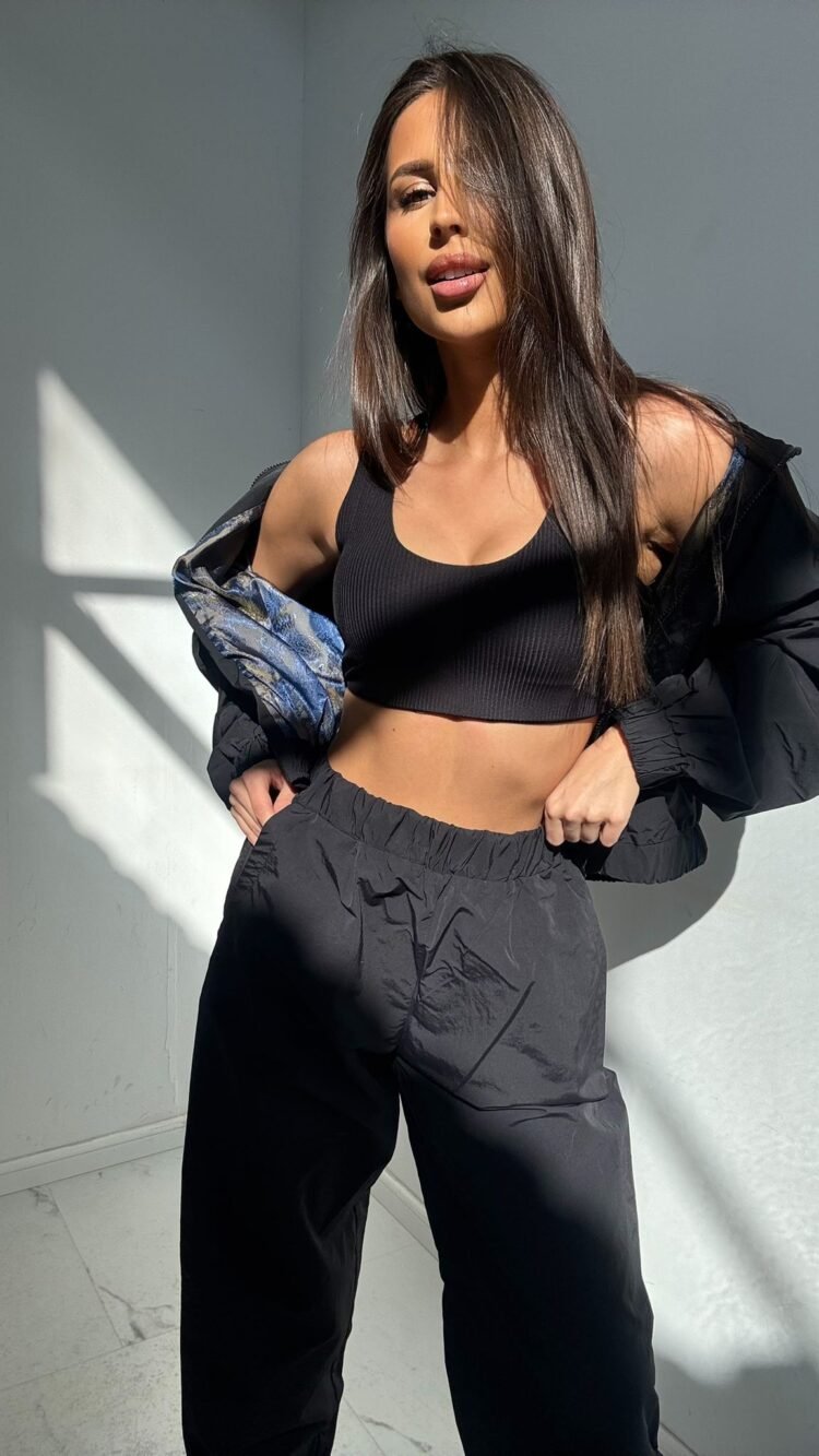 Ari Emo Tracksuit Set cold beige - Image 8