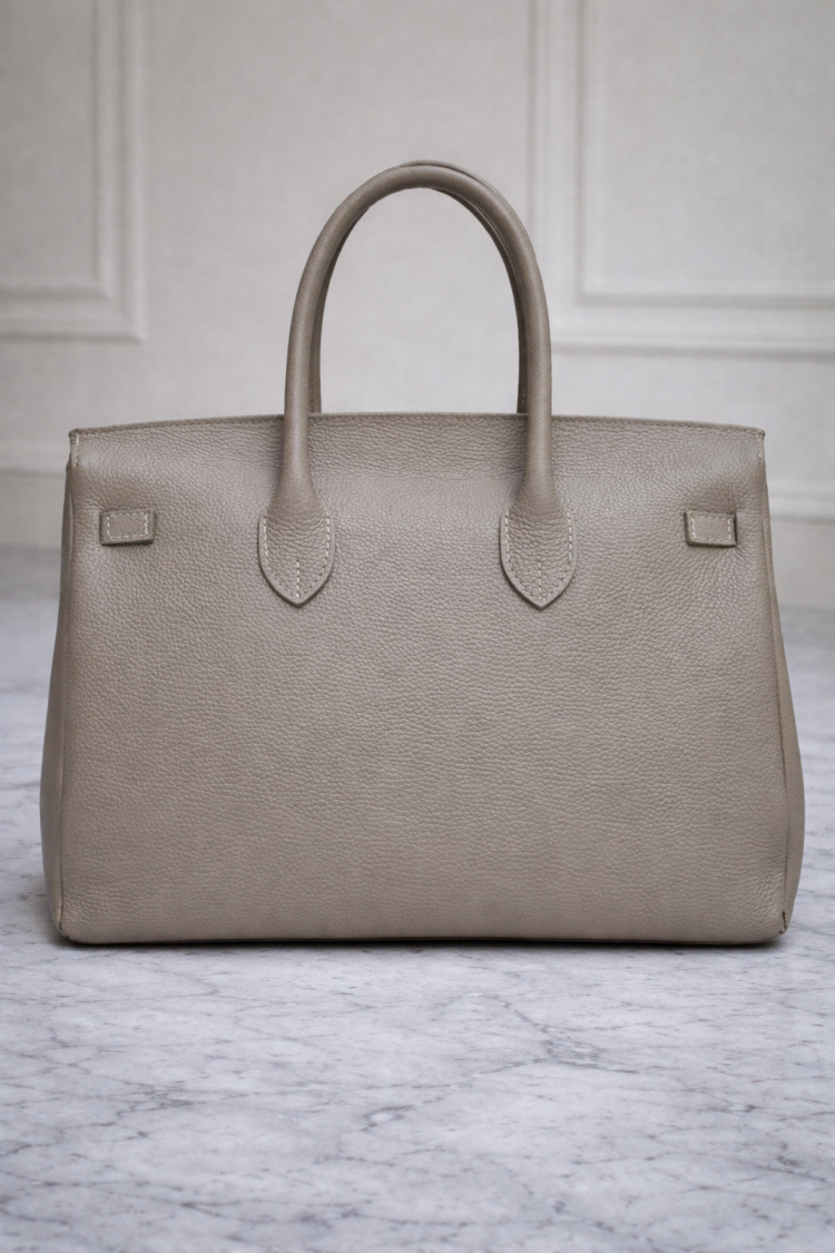 Elegant Leather Handbag with the key Beige - Image 2