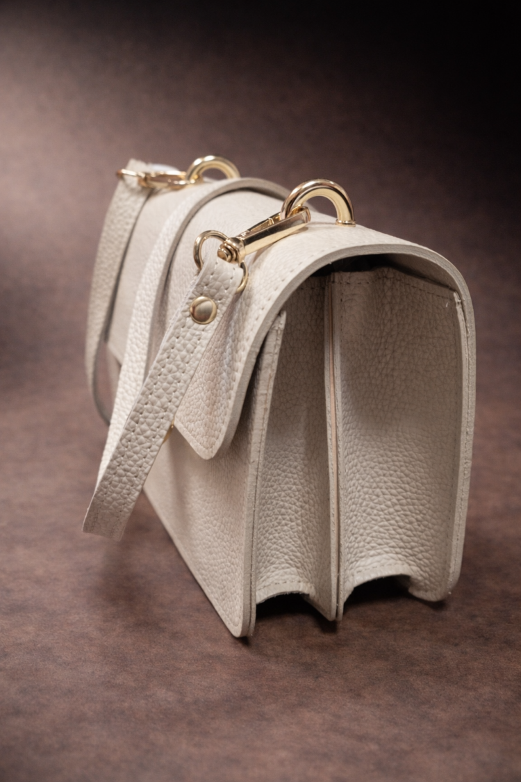 Leather crossbody bag - Image 4