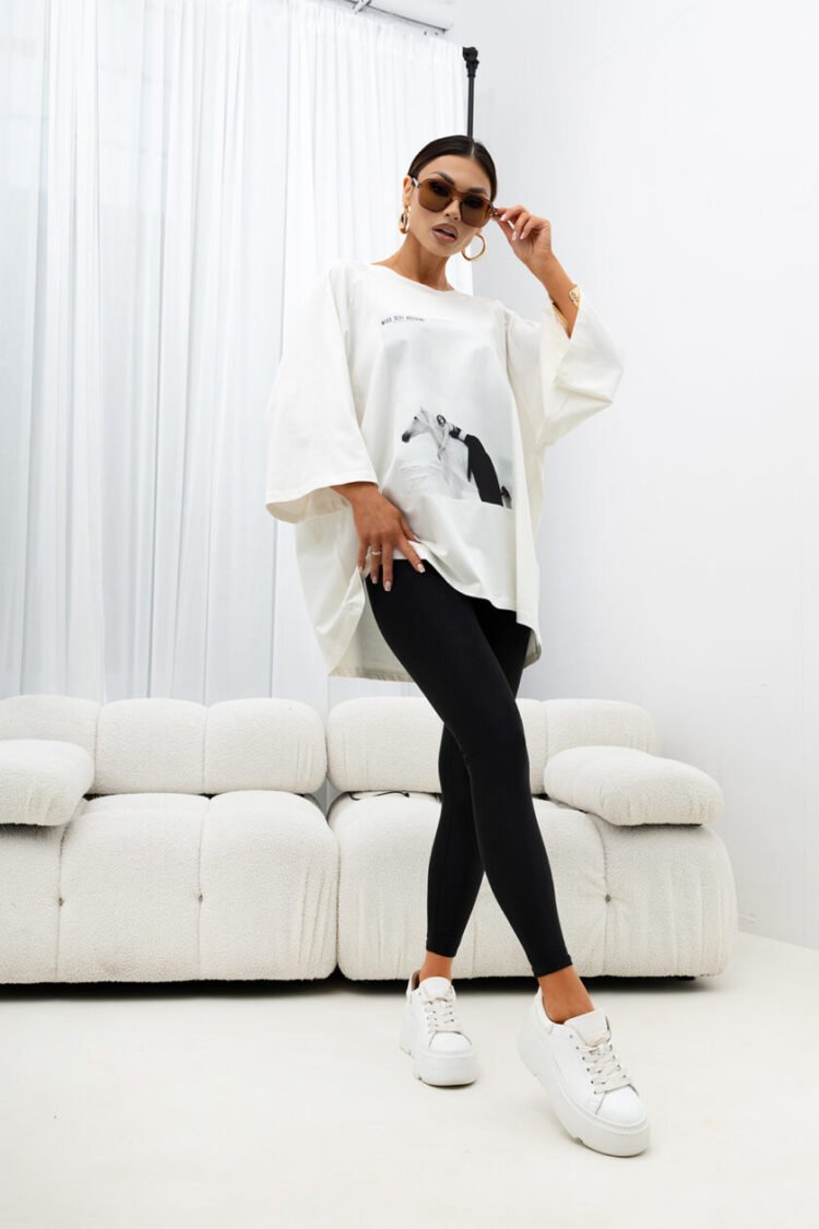 Oversized Urban Focus T-shirt - Image 2