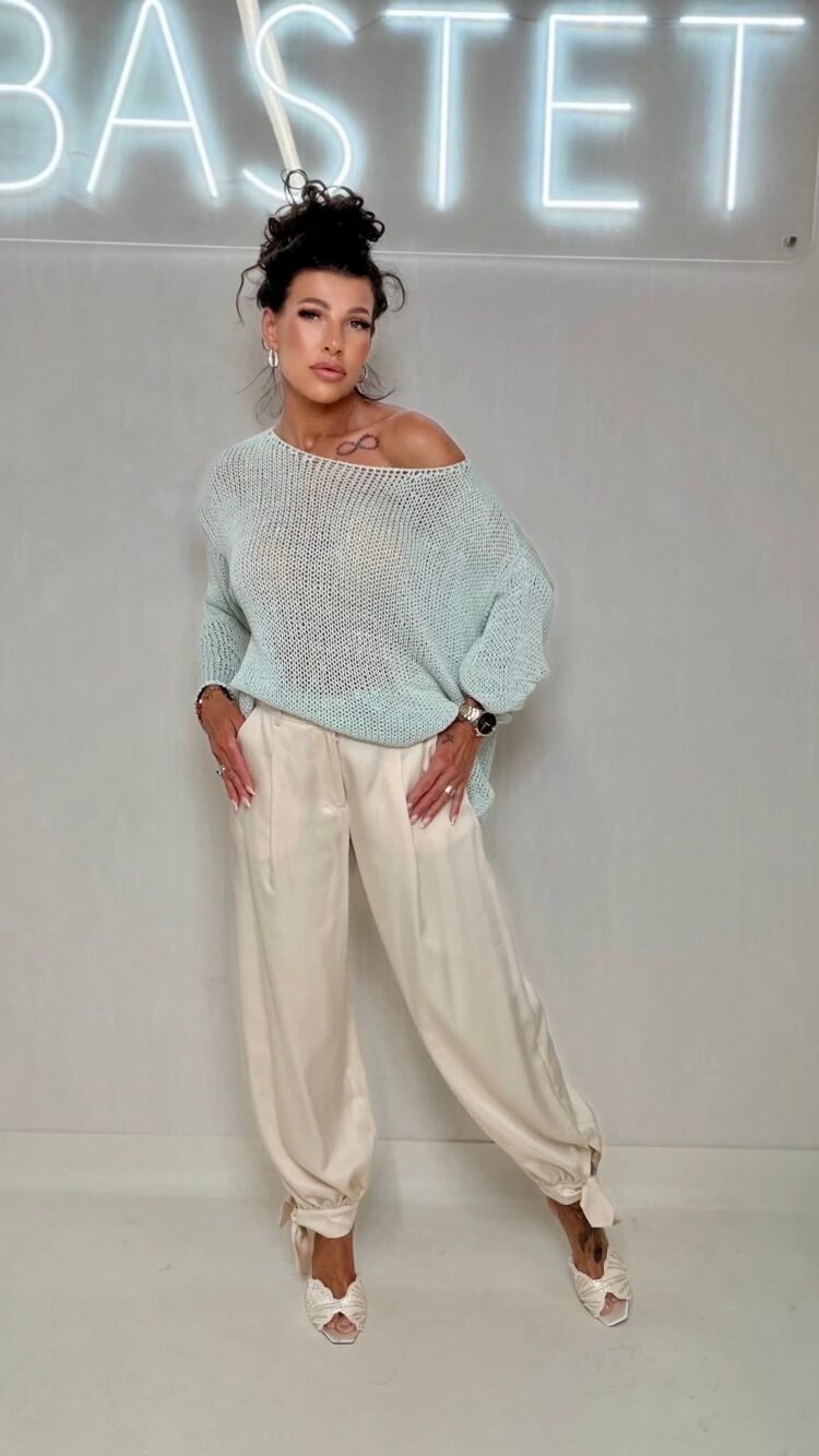 Knitted Sweater Various Colours - Image 4
