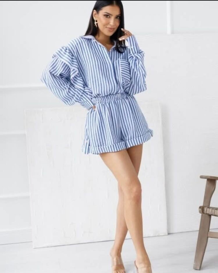 La milla shorts and striped shirt set blue