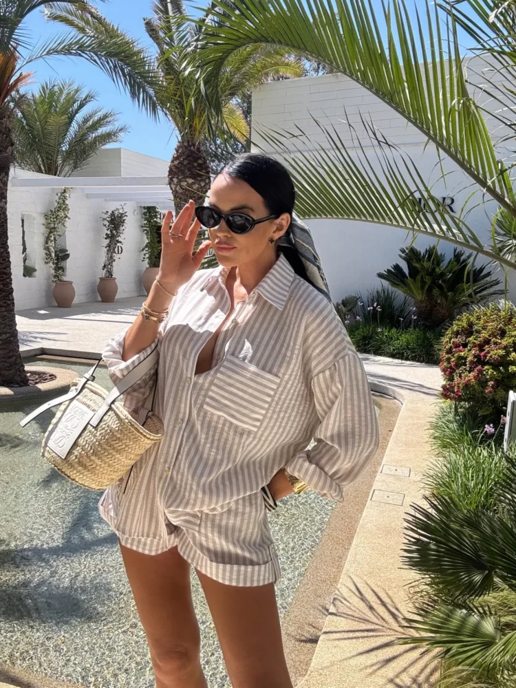 La milla shorts and striped shirt set beige