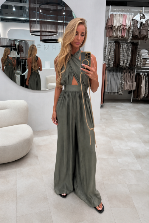 Elegant Halter-Neck Jumpsuit Khaki