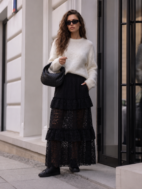 Elegant Lace Skirt Black