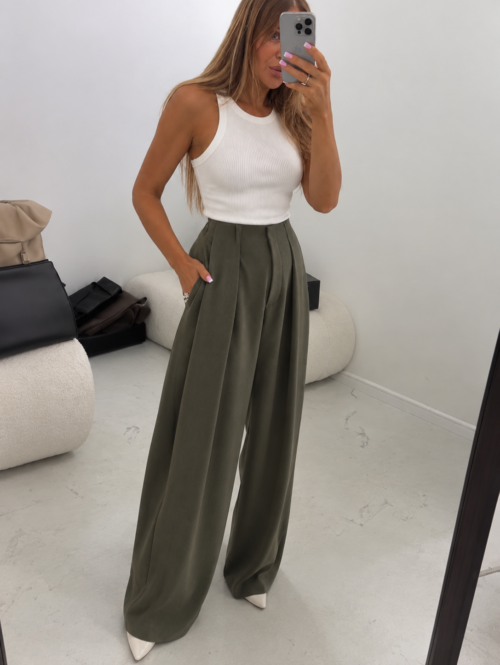Emo Elegant Pleated Wide-Leg Trousers