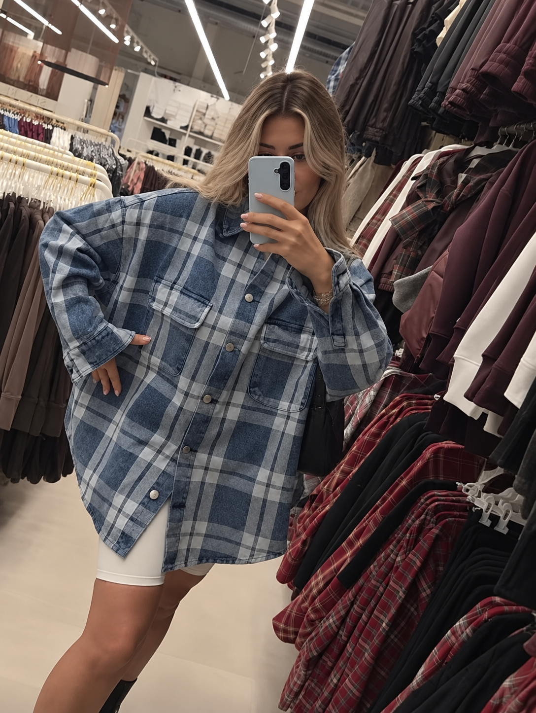 Sempre Oversized Denim Shirt - Image 3