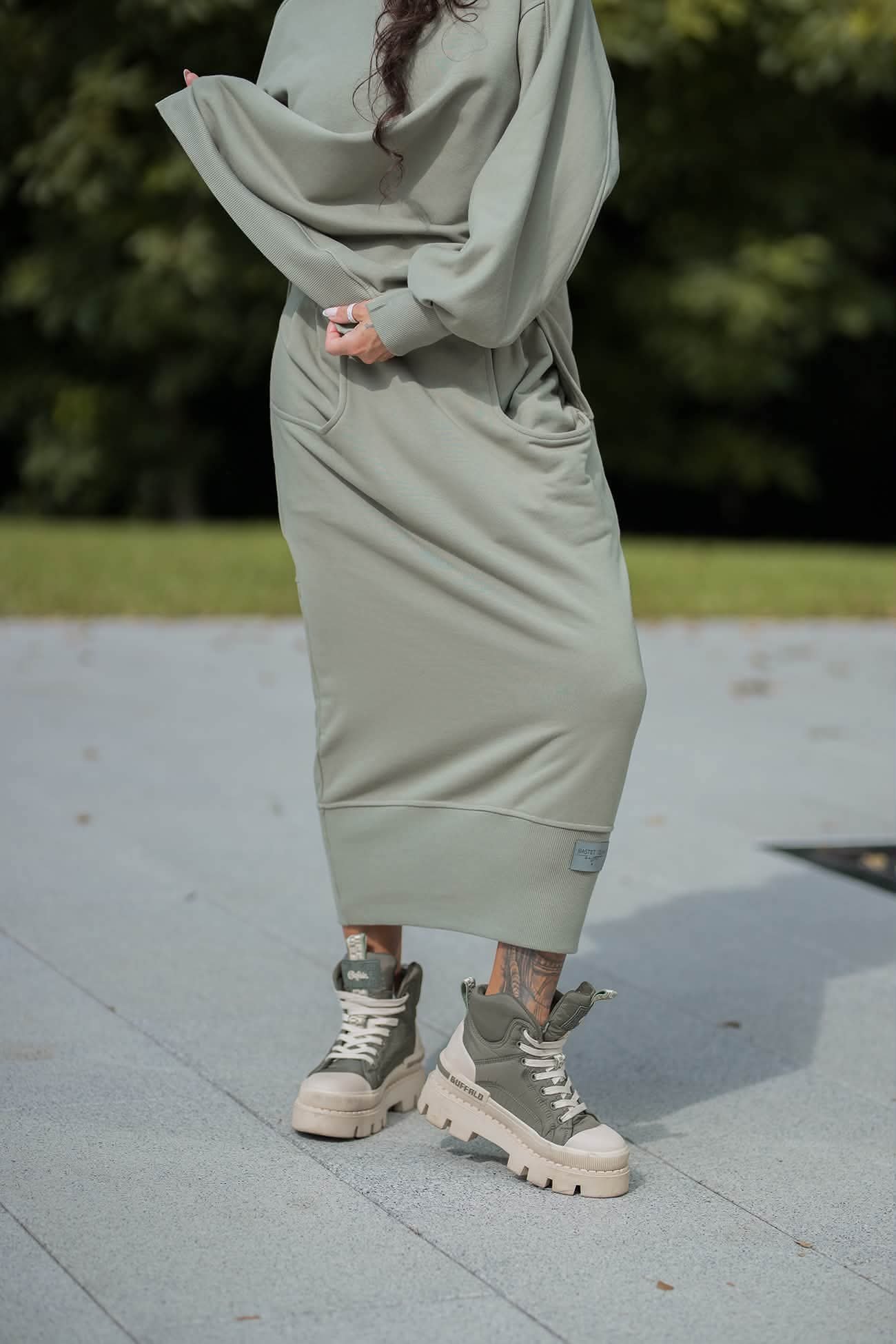 Bastet Two-Piece Sweatshirt & Maxi Skirt Set - Image 9